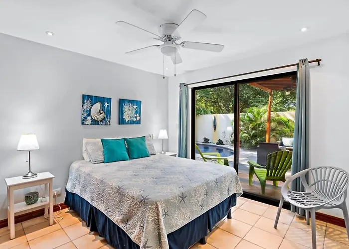 Inviting With Colorful Decor And Private Backyard Oasis With A Swimming Pool & Shaded Terrace Holiday home